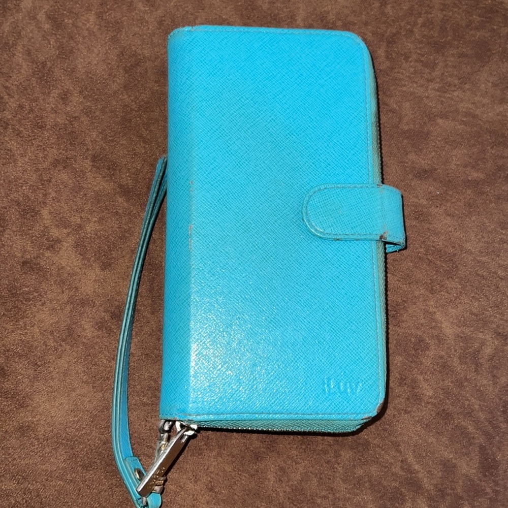 iLuv J Style Gala Leather Wallet iPhone Case